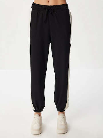 Happiness İstanbul - Fato de jogging em preto