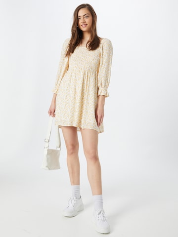 HOLLISTER - Vestido 'EMEA' en amarillo