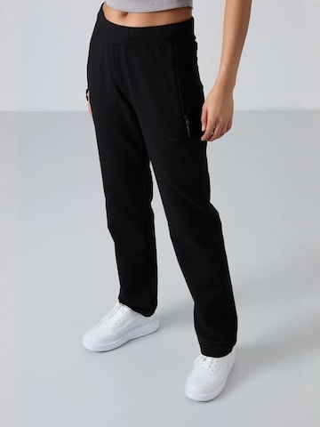Tommy Life Regular Sporthose 'Jogginghose'‌‌‌‌‌‌‌ in Schwarz