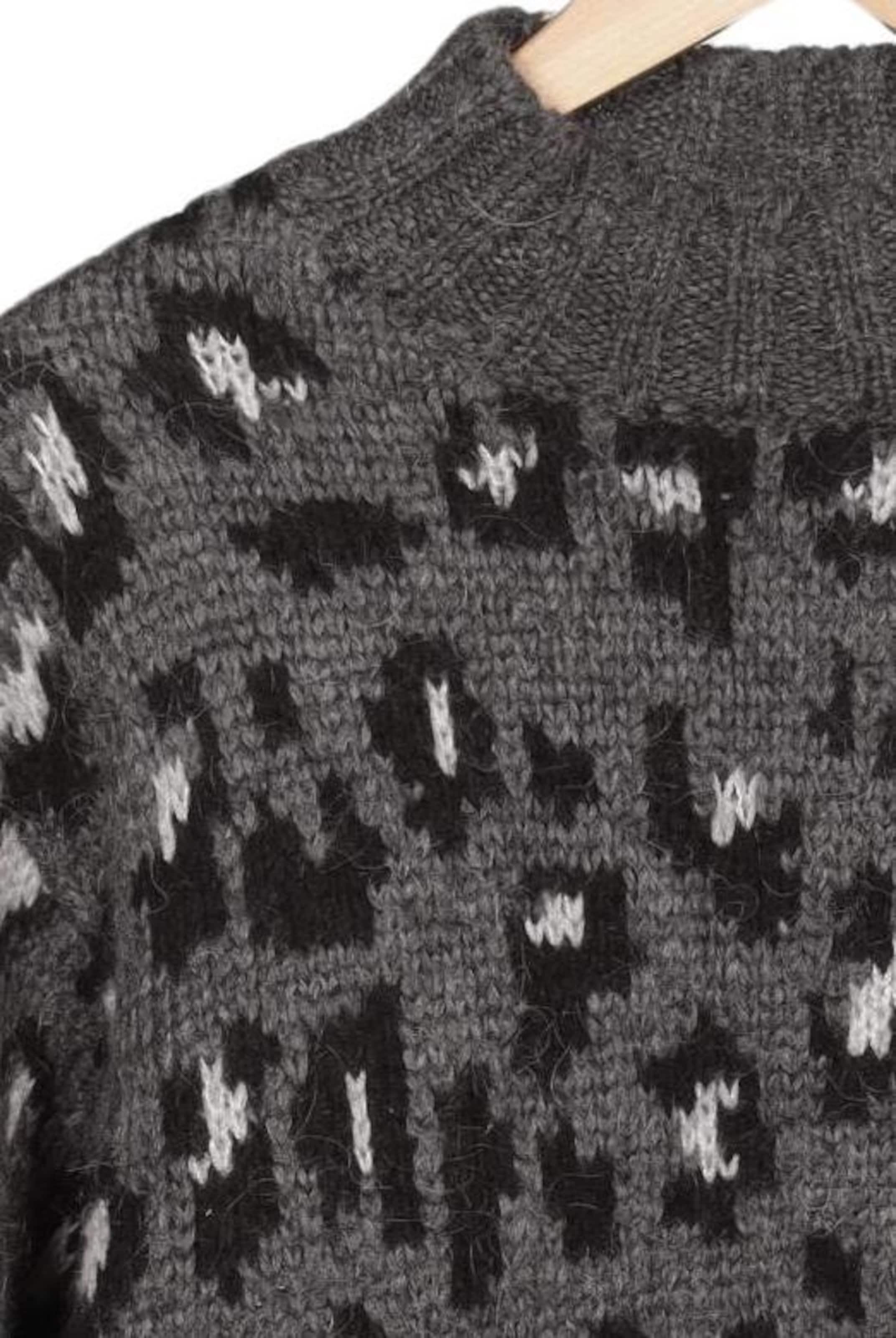 Superdry Sweater & Cardigan in S in Grey