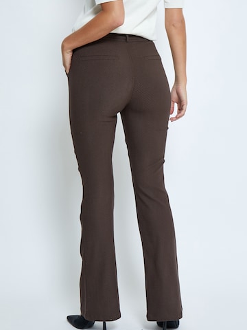 minus Flared Hose 'Carma' in Braun