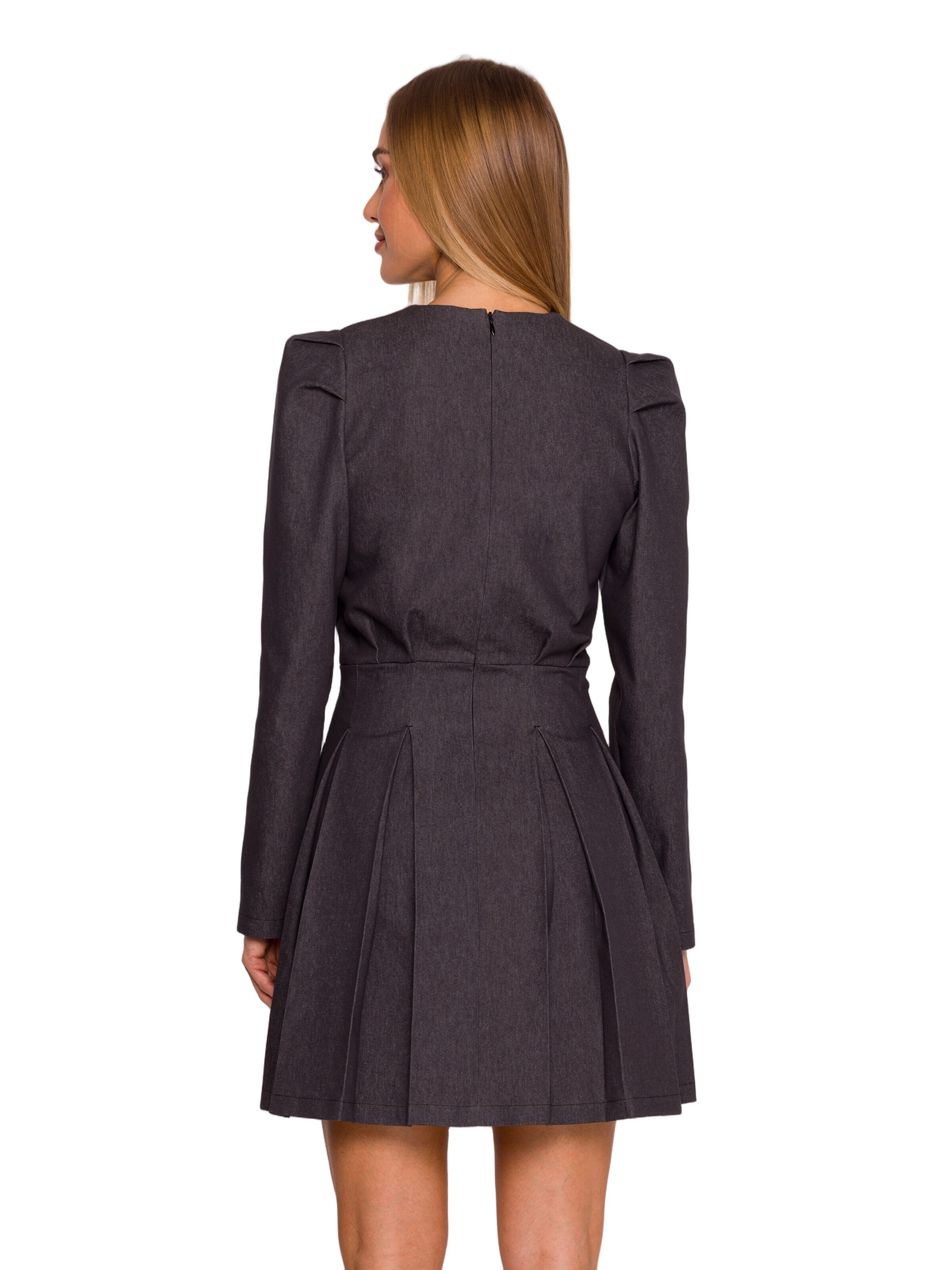 Rochie de la made of emotion pe gri