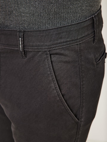 REDPOINT Slimfit Chinohose in Schwarz