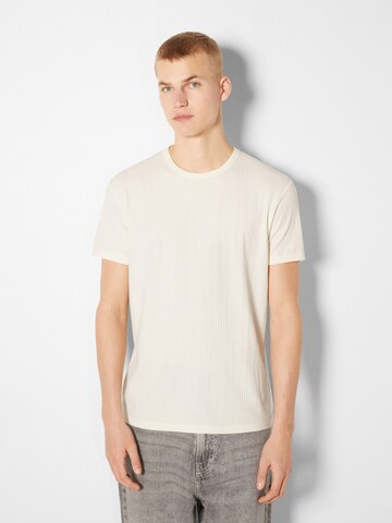 Bershka T-Shirt in Weiß: Vorderseite