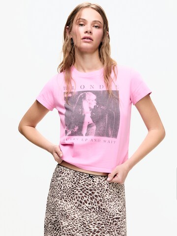 T-shirt Pull&Bear en rose : devant