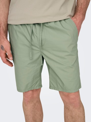 Regular Pantaloni 'LINUS' de la Only & Sons pe verde