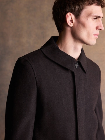 Next Tussenjas in Bruin