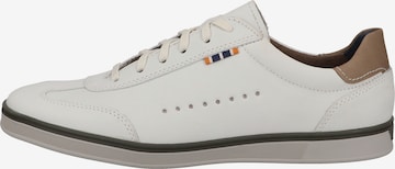 FRETZ MEN Sneakers in White: front