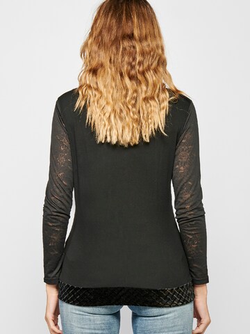 KOROSHI - Camisa em preto