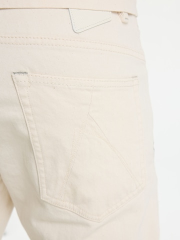 Regular Pantalon 'Helyx Current PRO' CHASIN' en blanc