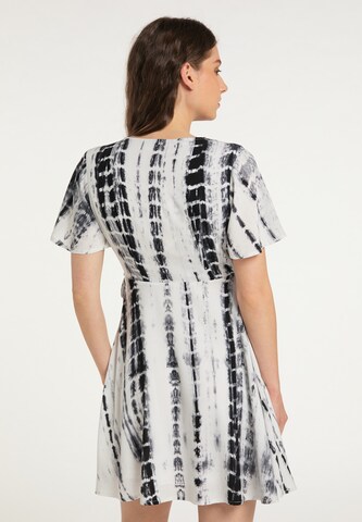 IZIA Sommerkleid in Weiß