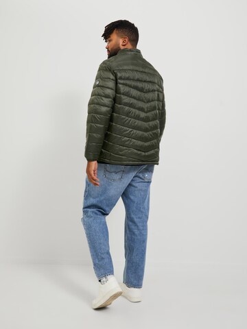 Veste mi-saison 'Hero' Jack & Jones Plus en vert