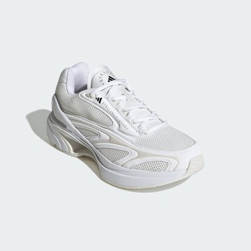 Scarpa sportiva '2000' di ADIDAS BY STELLA MCCARTNEY in bianco