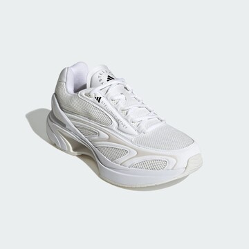 Chaussure de sport '2000' ADIDAS BY STELLA MCCARTNEY en blanc