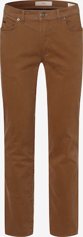 BRAX Regular Broek 'Cadiz' in Bruin: voorkant