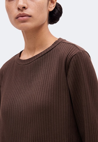 Tricou de la s.Oliver pe maro