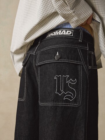 Bershka Baggy Jeans in Schwarz