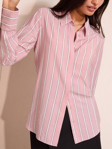 Friends Like These Блузка в Ярко-розовый