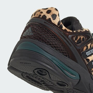 Sneaker bassa 'Adistar Control 5' di ADIDAS ORIGINALS in verde