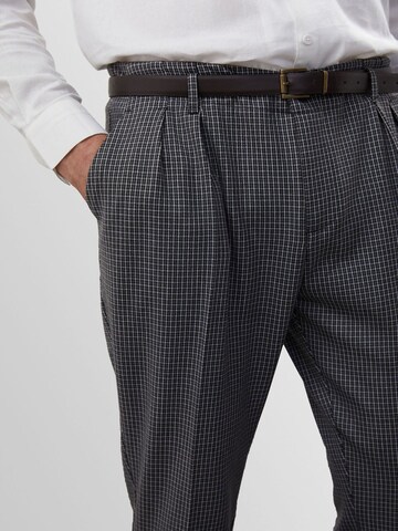 Coupe slim Pantalon Antioch en noir