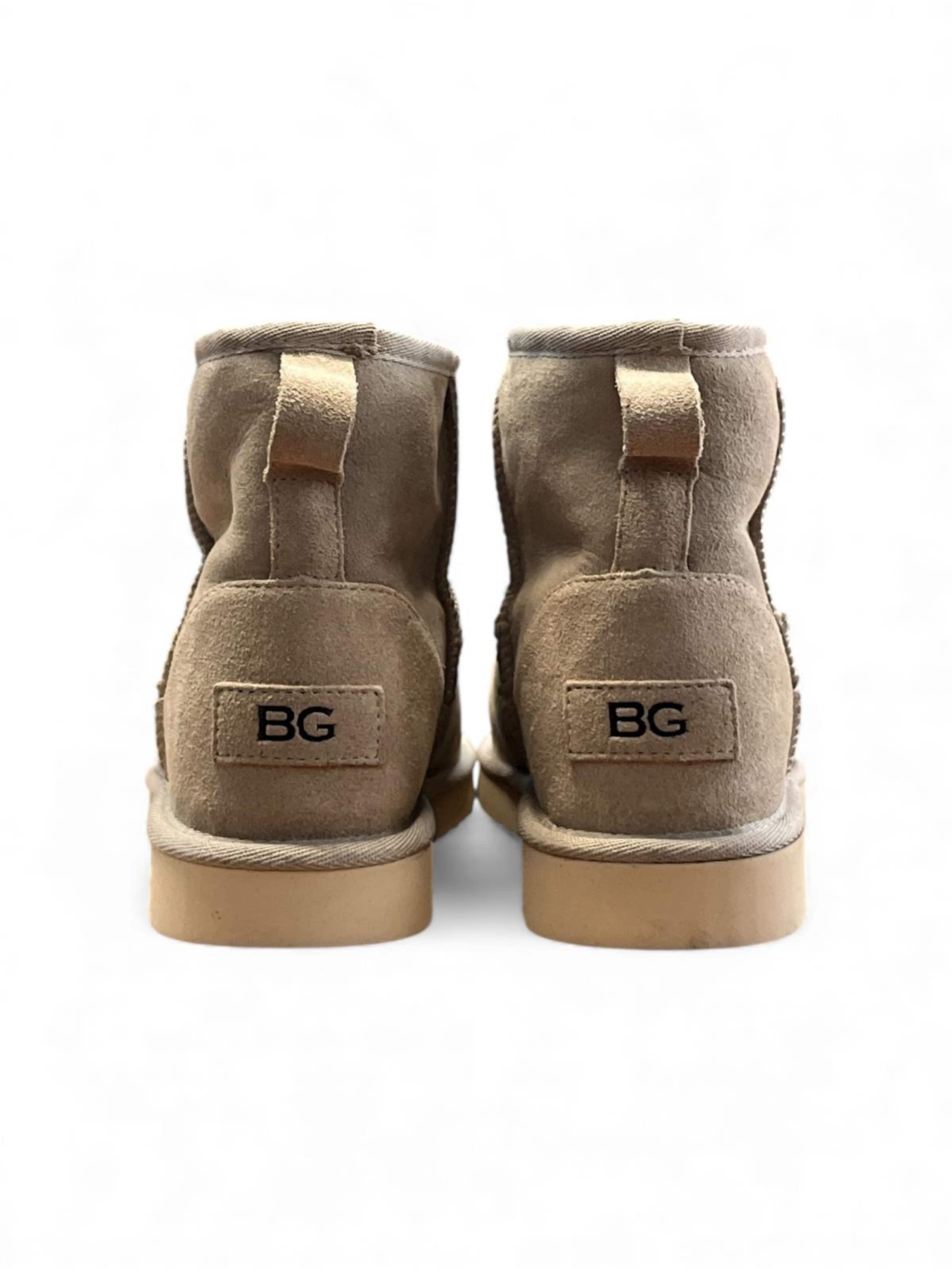 Begoria Booties 'Suede' in Beige