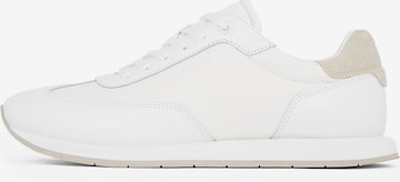 Baskets basses Calvin Klein en blanc : devant