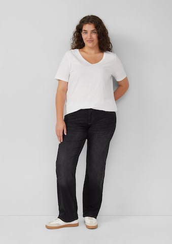 s.Oliver CURVE Regular Jeans in Black