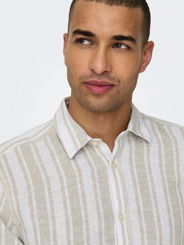 Only & Sons - Ajuste estrecho Camisa 'CAIDEN' en beige