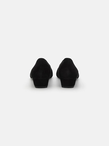 Décolleté di PETER KAISER in nero