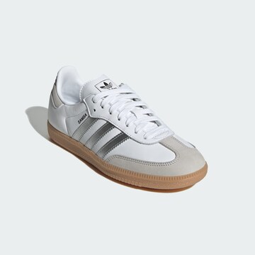 ADIDAS ORIGINALS Σνίκερ χαμηλό 'Samba' σε λευκό