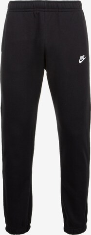 Effilé Pantalon 'Club Fleece' Nike Sportswear en noir : devant