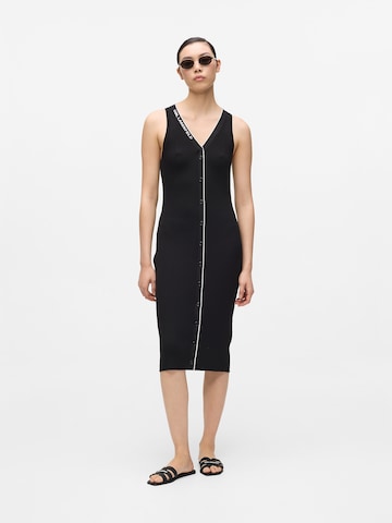 Karl Lagerfeld Πλεκτό φόρεμα ' Strickkleid mit Logo ' σε μαύρο