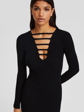 Bershka Kleid in Schwarz