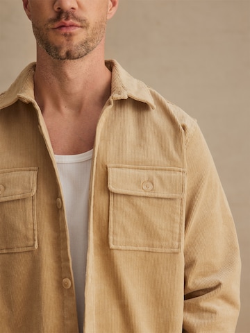 DAN FOX APPAREL Regular fit Button Up Shirt 'Lucian' in Beige