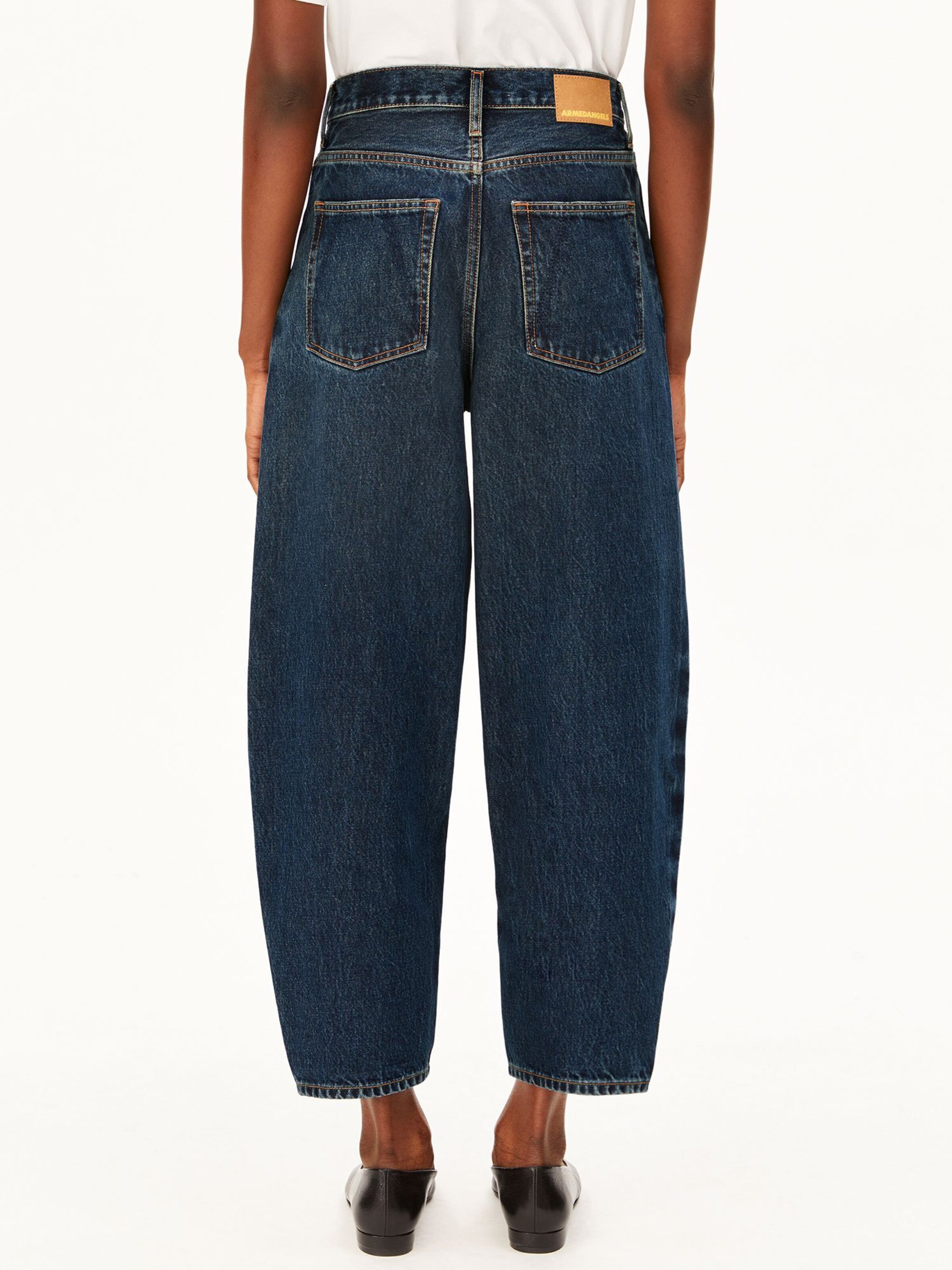 ARMEDANGELS Barrel Jeans 'BAARLY' BARREL in Blau: Rückseite
