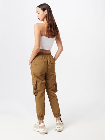 Urban Classics Tapered Cargo trousers in Brown