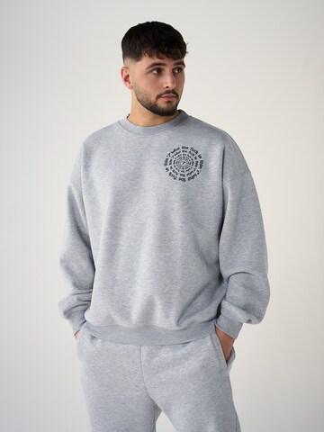 Sweat-shirt 'Luis' ABOUT YOU x Dardan en gris : devant