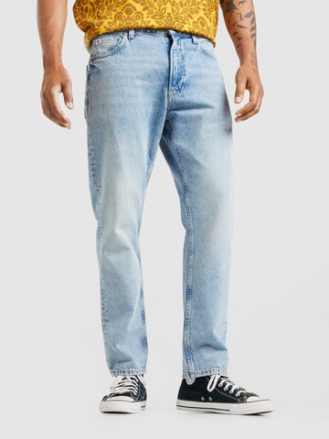 Calvin Klein Jeans Regular Jeans 'DAD Jeans' in Blauw: voorkant