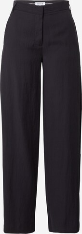 EDITED tavaline Püksid 'Romy', värv must: eest vaates