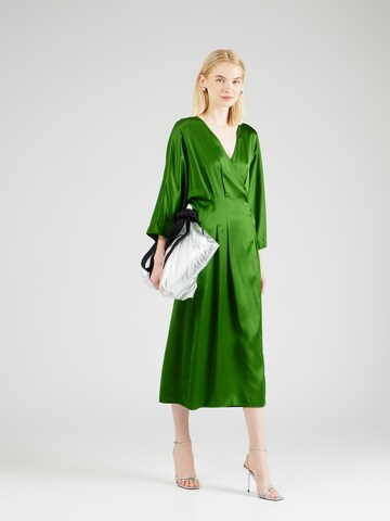 Rochie de la Stefanel pe verde