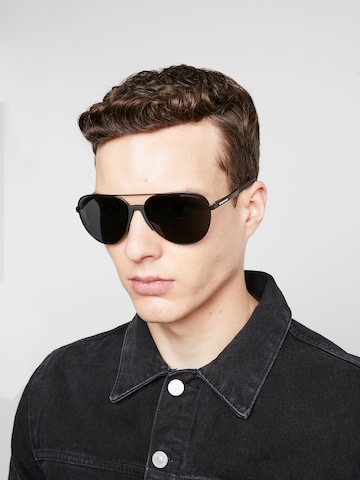 Emporio Armani Solglasögon '0EA2059' i svart