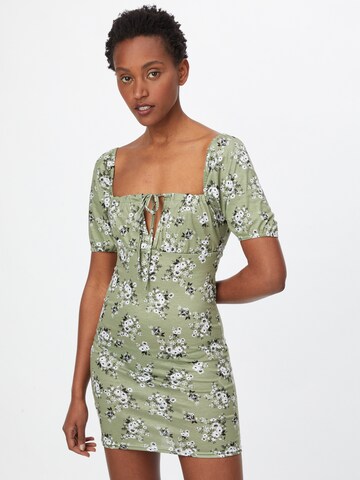 Robe Missguided en vert : devant