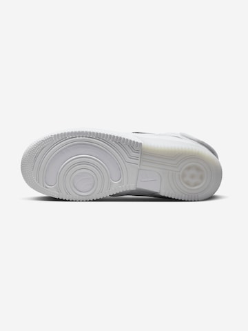 Nike Sportswear Korkeavartiset tennarit 'Nike Air Force 1 Mid React' värissä valkoinen