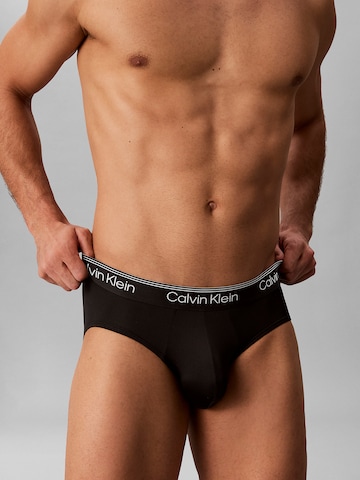 Slip Calvin Klein en noir