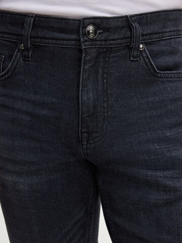 JOOP! Regular Jeans 'Fortres' in Zwart