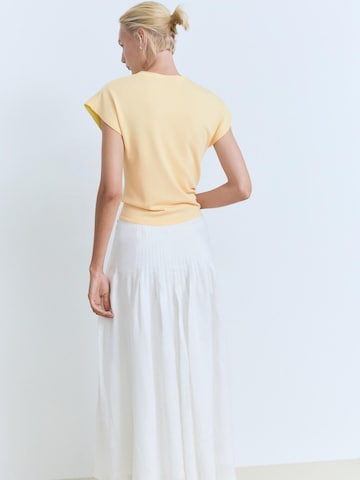 MANGO Pulóver 'CAMIN' - sárga