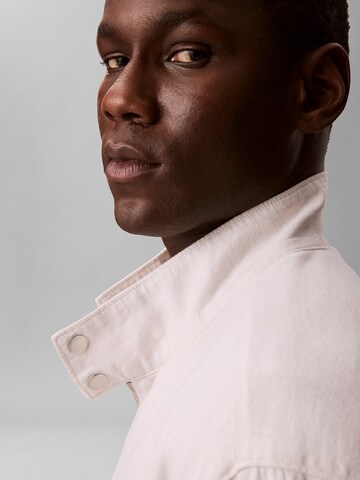 Veste mi-saison Calvin Klein Jeans en blanc