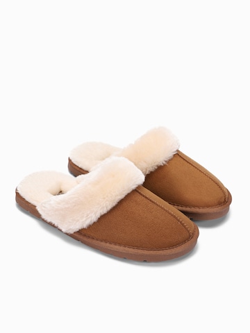 Island Boot Пантофи 'EMESTA' в кафяво