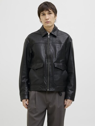 JACK & JONES Overgangsjakke i sort: forside