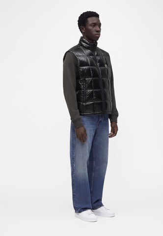 ARMANI EXCHANGE Vest in Black